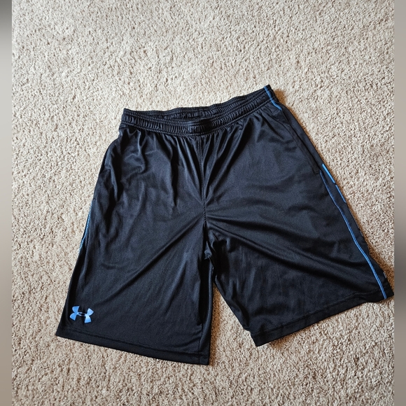 Under Armour Loose Fit Shorts Mens Large NWOT - Picture 1 of 6